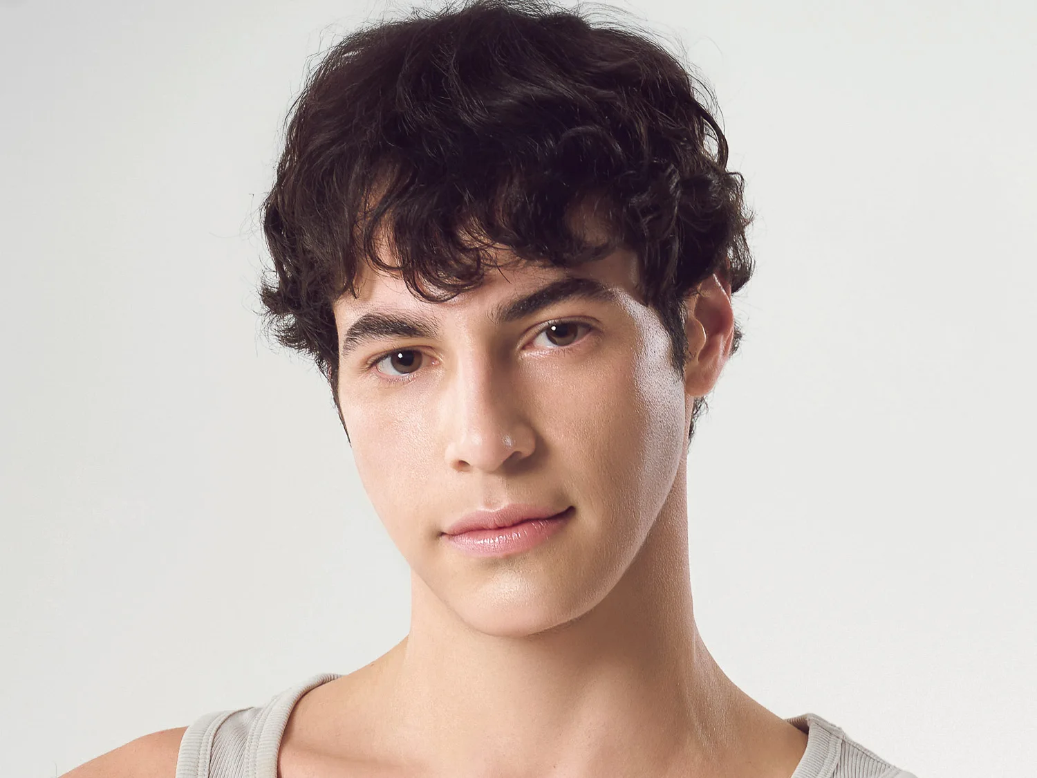 Depilación láser ROSTRO COMPLETO Depilación láser ROSTRO COMPLETO